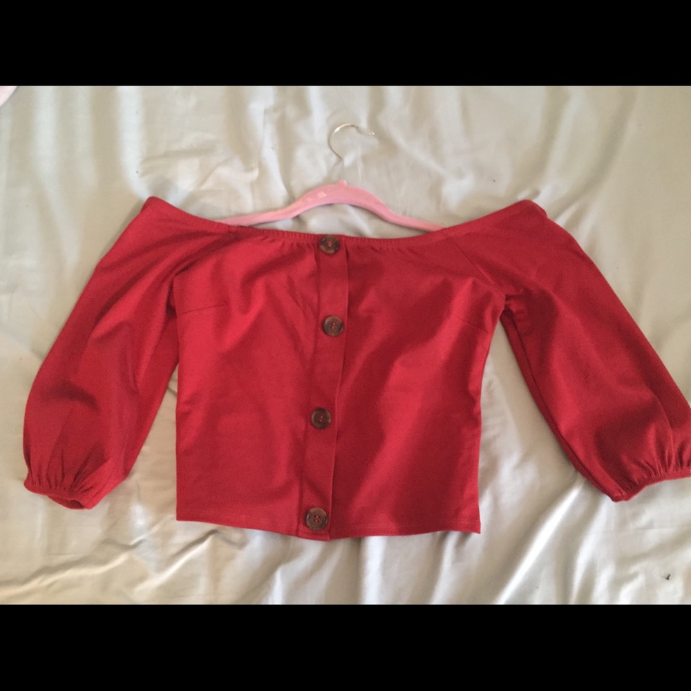 Crop top